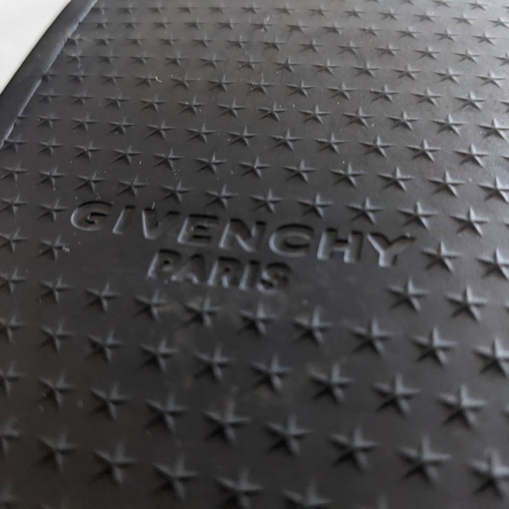 Givenchy Logo Slides - image 8